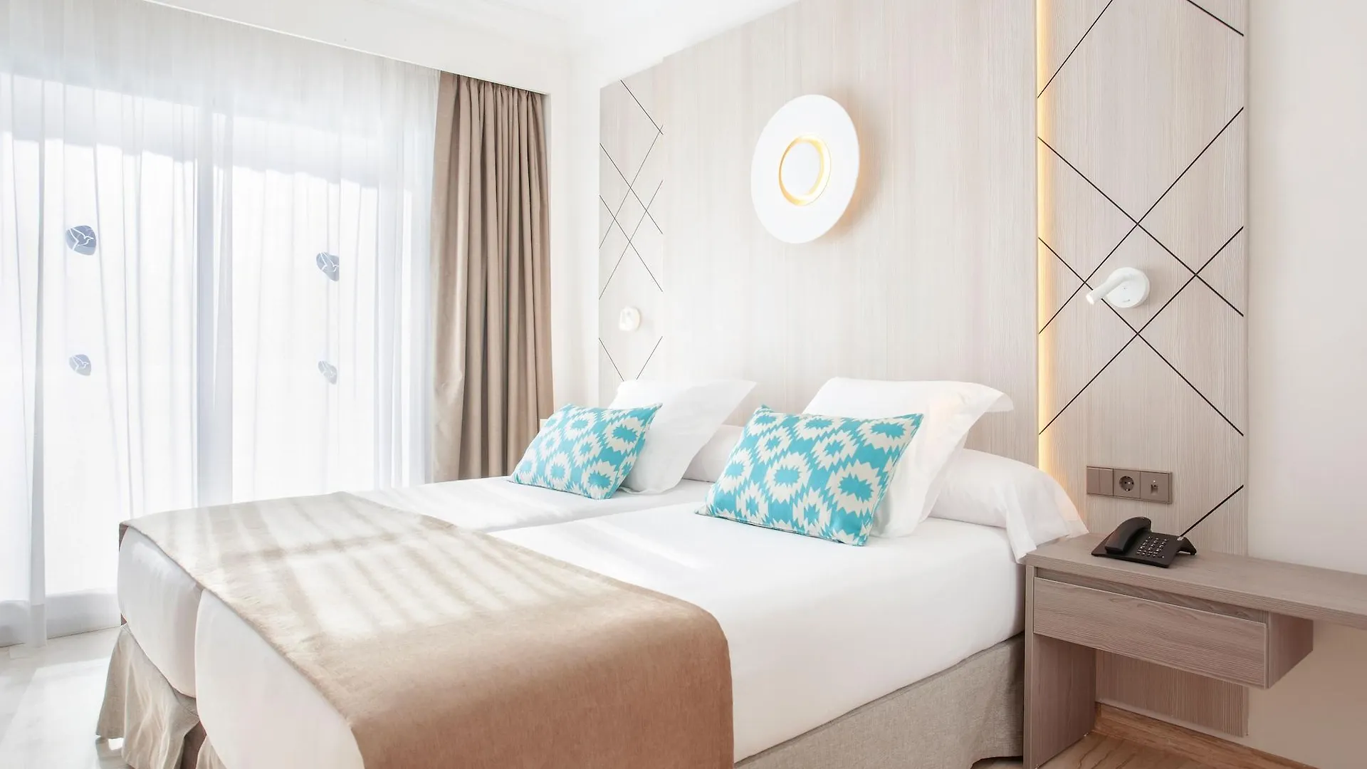 Aparthotel Grupotel Los Principes & Spa Playa de Muro